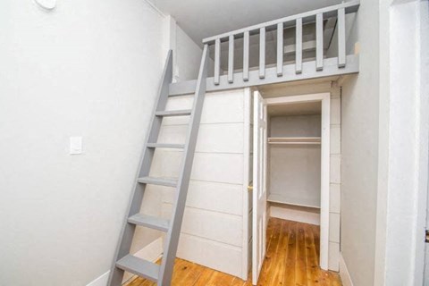 1655 9th St 1-2 Beds Apartment, Student, CU, Naropa, Boulder for Rent - Photo Gallery 11